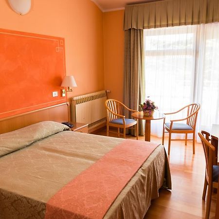 Hotel Chalet Del Lago Avigliana Extérieur photo