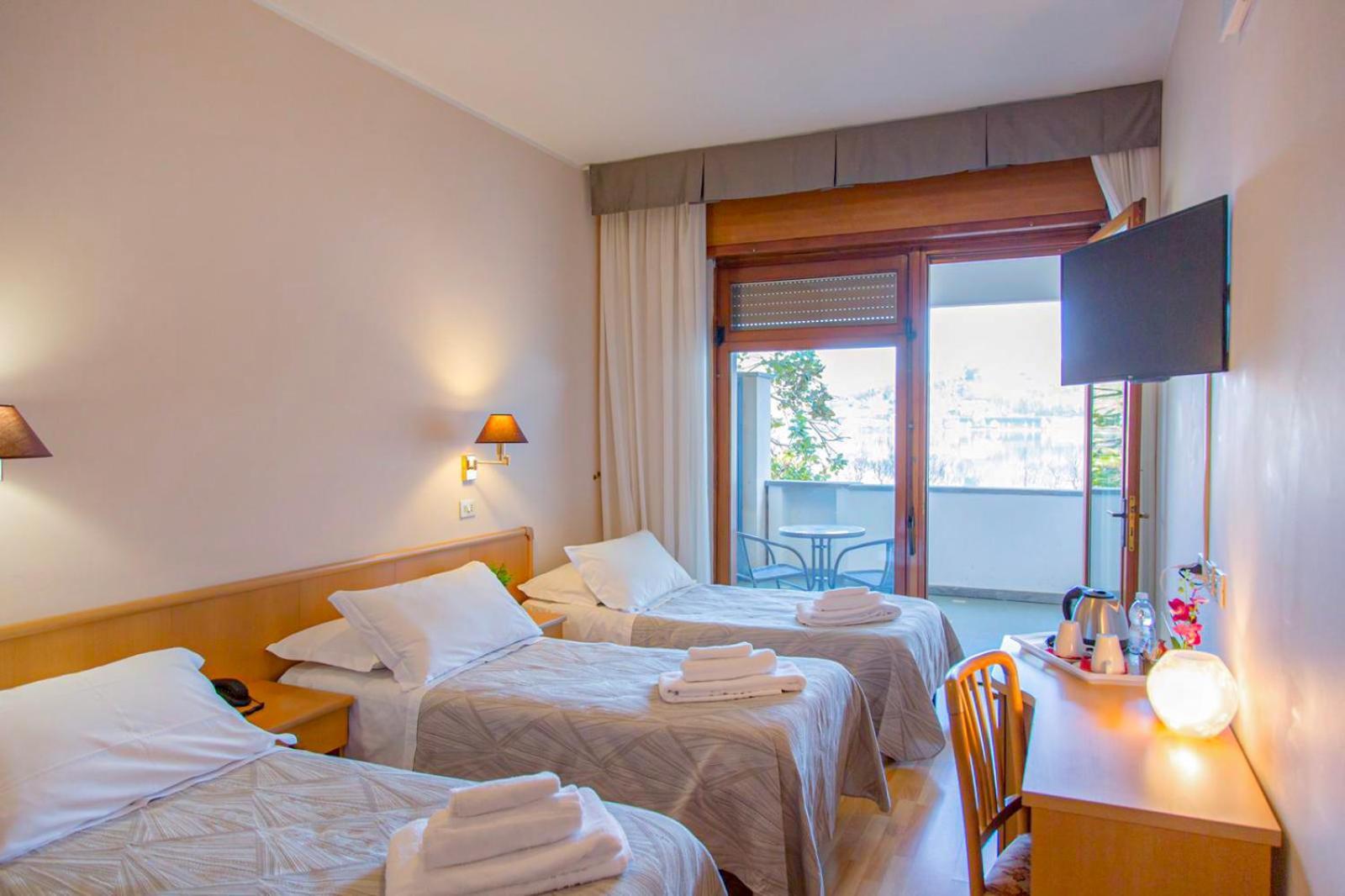 Hotel Chalet Del Lago Avigliana Extérieur photo