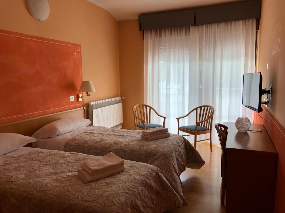 Hotel Chalet Del Lago Avigliana Extérieur photo